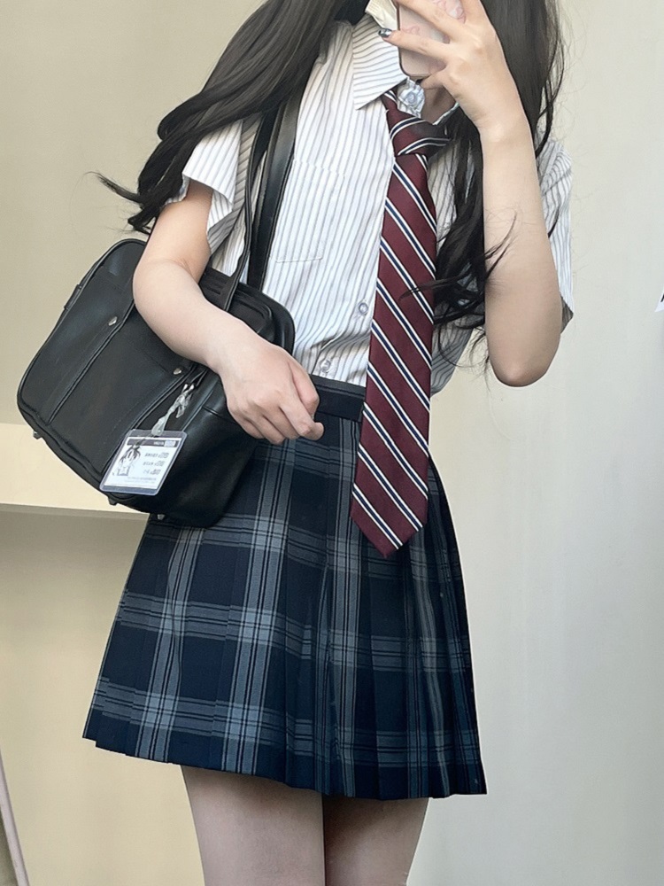 Striped Short-Sleeve Japanese College-Style White Shirt - Loose High-End Summer Top for Women - Trendy Casual Wear Striped Short-Sleeve Japanese College-Style White Shirt - Loose High-End Summer Top for Women - Trendy Casual Wear