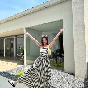 Striped Strapless Off-Shoulder Vacation Dress - Lightweight A-Line Long Dress with Black and White Vertical Stripes, Summer Style