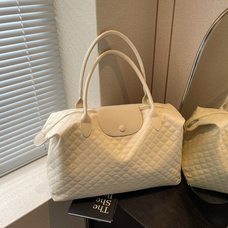 Stylish Lightweight Large Capacity Shoulder Bag for Women - Versatile Travel, Maternity & Storage Bag for Short-Distance Trips