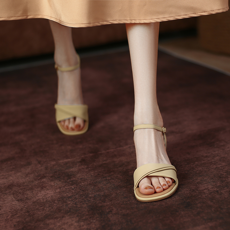 Stylish Mid-Heel Backless Open-Toe Sandals for Women - Versatile Round Toe One-Strap Design for Summer 2025 Fashion