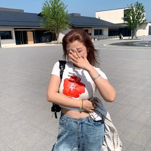 Summer 2025 Women's Big Red Floral Printed T-Shirt - Versatile Round Neck Short Sleeve Loose Top in Y2K Style