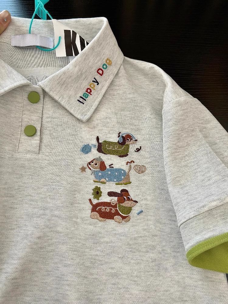 Summer 2025 Women’s Color-Blocking Polo Collar Short Sleeve T-Shirt with Embroidered Puppy - Cute Cartoon Shoulder-Reducing Style Summer 2025 Women’s Color-Blocking Polo Collar Short Sleeve T-Shirt with Embroidered Puppy - Cute Cartoon Shoulder-Reducing Style