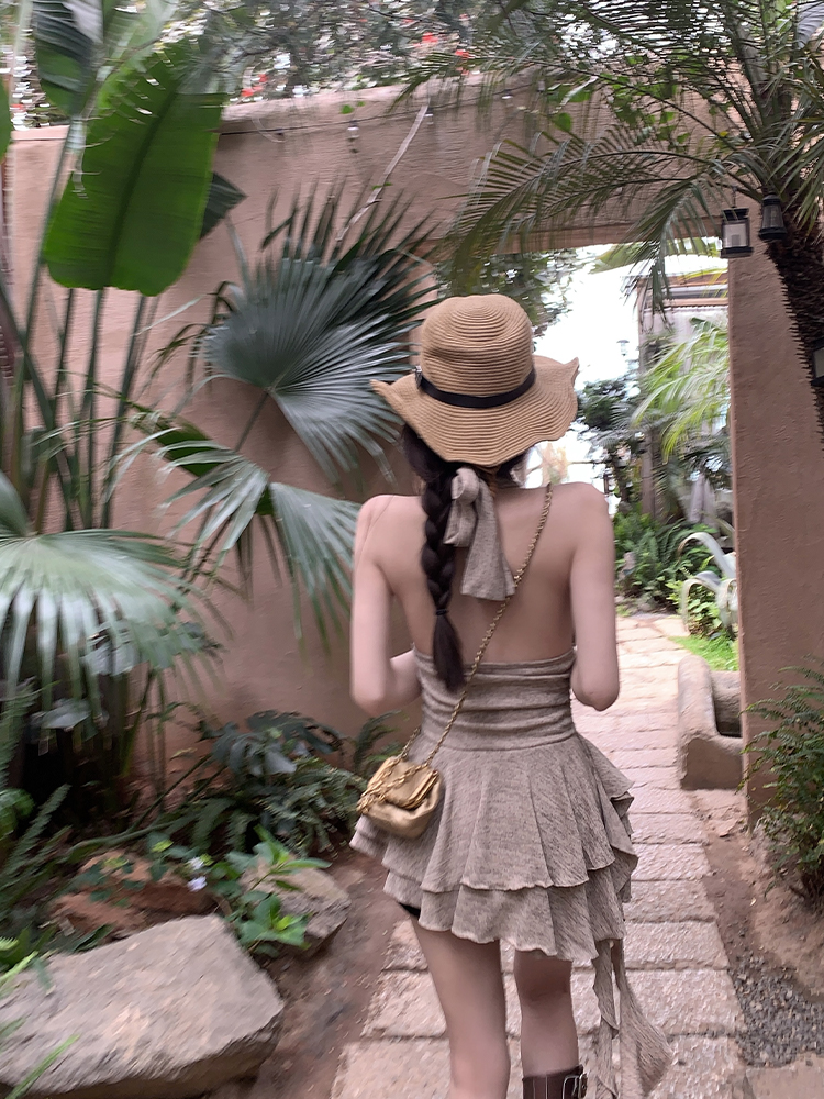 Summer Backless Halter Dress - American Retro Irregular Short Skirt with Shazhou Rainforest Design, Perfect for Y2K and Boho Styles Summer Backless Halter Dress - American Retro Irregular Short Skirt with Shazhou Rainforest Design, Perfect for Y2K and Boho Styles