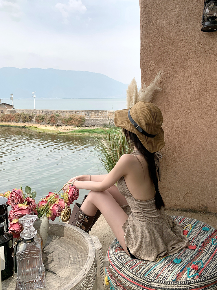 Summer Backless Halter Dress - American Retro Irregular Short Skirt with Shazhou Rainforest Design, Perfect for Y2K and Boho Styles Summer Backless Halter Dress - American Retro Irregular Short Skirt with Shazhou Rainforest Design, Perfect for Y2K and Boho Styles