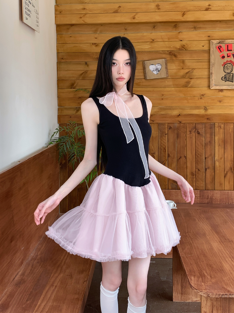 Summer Black and Pink Color-Block Sleeveless Knitted Dress with Sweet Patchwork Puff Skirt - Trendy Y2K Style Summer Black and Pink Color-Block Sleeveless Knitted Dress with Sweet Patchwork Puff Skirt - Trendy Y2K Style