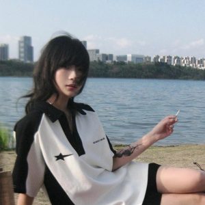 Summer Color-Blocking Short-Sleeve T-Shirt for Women - American College Style Polo Collar Round Neck Heavyweight Top