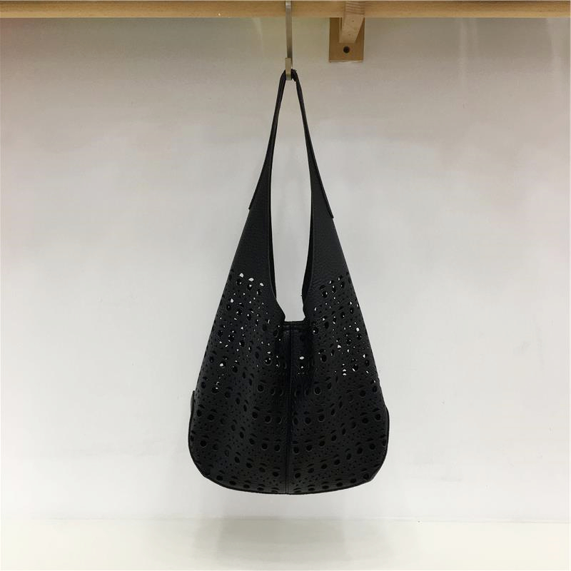 Summer French Hollow Carved Tote Bag - Large Capacity Versatile Commuter Shoulder Bag for Stylish Outings