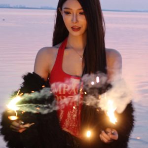 Summer Gradient Halter Top - Sleeveless Backless Shirt with Luxury Letter Print for American Street Style Spicy Girl Fashion