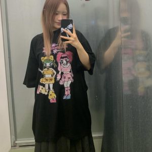 Summer Graffiti Artist Design Loose Fit Cotton Short Sleeve T-Shirt - Trendy Casual Wear for 90s and Y2K Style