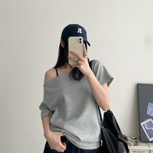 Summer Off-Shoulder Loose Fit Two-Way T-Shirt for Women - Slim-Fit Short Sleeve Top in Sun Grapefruit - Casual 90s Style