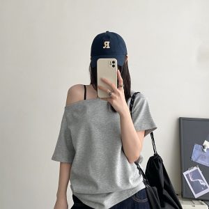Summer Off-Shoulder Loose Fit Two-Way T-Shirt for Women - Slim-Fit Short Sleeve Top in Sun Grapefruit - Casual 90s Style