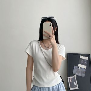 Summer Oversized Pleated Design U-Neck T-Shirt for Women - Slimming White Short Sleeve Top with Sun Grapefruit Pattern