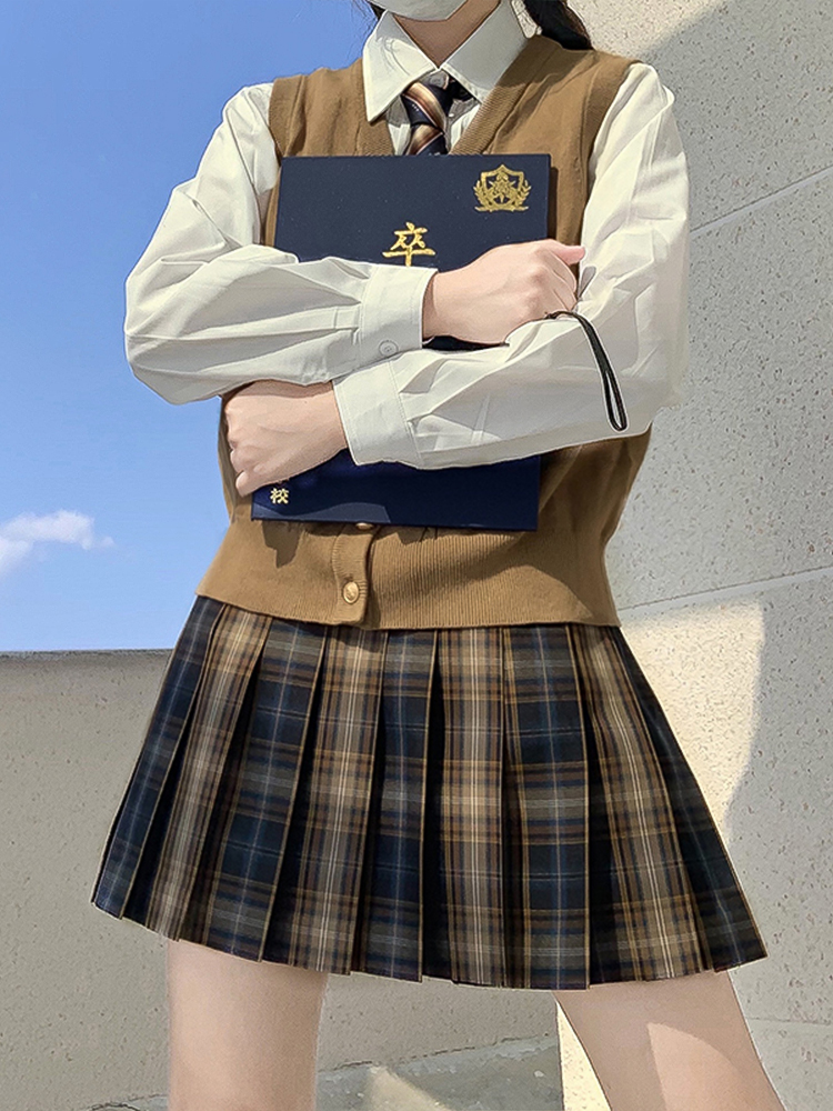 Summer Plaid Pleated Skirt for Women - Chuan Tea JK Uniform Short Skirt, Cute Pudding Bear Design, School Style Fashion Summer Plaid Pleated Skirt for Women - Chuan Tea JK Uniform Short Skirt, Cute Pudding Bear Design, School Style Fashion