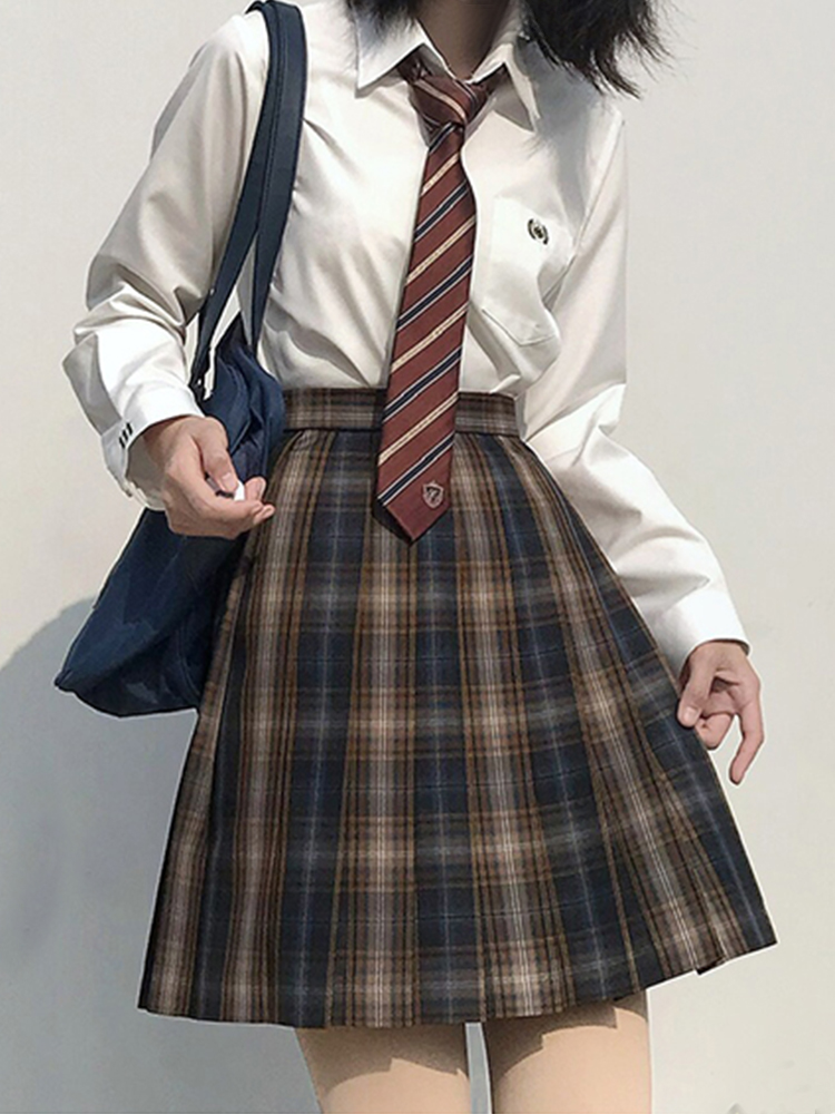 Summer Plaid Pleated Skirt for Women - Chuan Tea JK Uniform Short Skirt, Cute Pudding Bear Design, School Style Fashion Summer Plaid Pleated Skirt for Women - Chuan Tea JK Uniform Short Skirt, Cute Pudding Bear Design, School Style Fashion