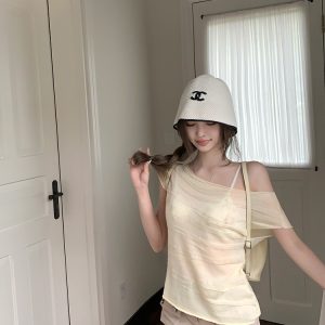 Summer Sleeveless Knitted Top for Women - Relaxed Fit Thin T-shirt with Niche Design - Trendy 90s Style