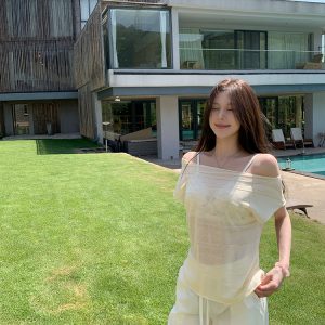 Summer Sleeveless Knitted Top for Women - Relaxed Fit Thin T-shirt with Niche Design - Trendy 90s Style