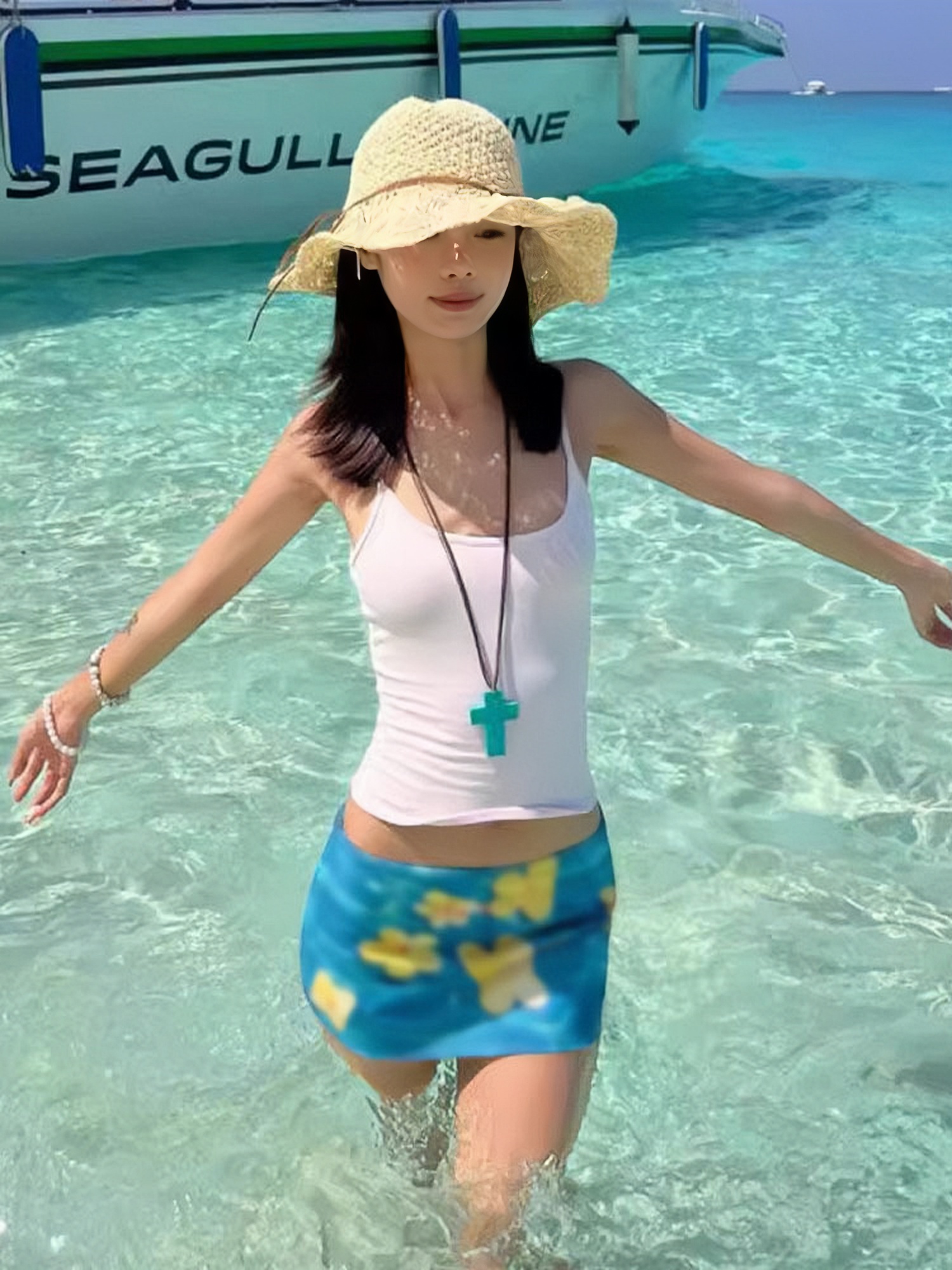 Summer Women's Blue Bodycon Skirt - Hand-Painted Egg Flower Design, Low-Waist Mesh, American Style, Hot and Spicy Short Skirt Summer Women's Blue Bodycon Skirt - Hand-Painted Egg Flower Design, Low-Waist Mesh, American Style, Hot and Spicy Short Skirt