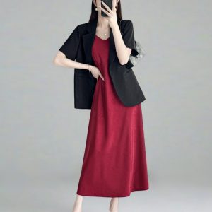 Summer Women's Short-Sleeved Suit Jacket in White and Black, High-End Loose Fit Blazer for Slimming Casual Style