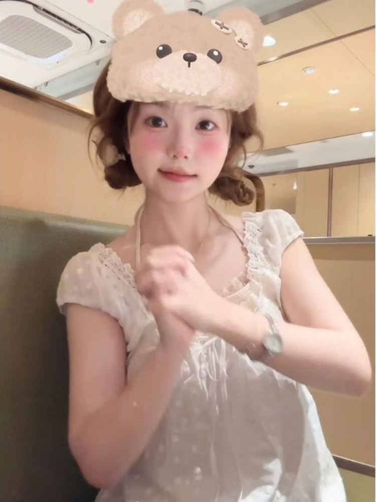 Summer Women's White Square Neck T-Shirt with Lace Spliced Puff Sleeves - French Style Sweet Fashion Top Summer Women's White Square Neck T-Shirt with Lace Spliced Puff Sleeves - French Style Sweet Fashion Top