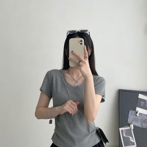 Sun Grapefruit Oversized Pleated Short-Sleeve T-Shirt for Women - Summer Fitted U-Neck White Top in Trendy Korean Style