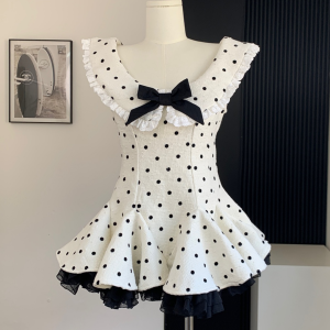 Sweet Girl Roco French Academy Polka Dot Bow High-End Ruffled Puff Skirt for a Chic, Age-Reducing 90s Style Look