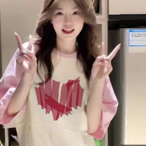 Sweet Pink Shoulder-Split Short Sleeve T-Shirt for Summer - Patchwork Style for Girls and Teens