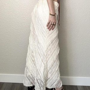 Textured Lace Long Dress for Women - Ethnic Style Vintage High-Slit Fitted Skirt, Perfect for Boho or Y2K Fashion Enthusiasts