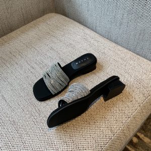 Thick-Heeled Water Drill Slippers for Women, Summer 2025 Mid-Heel Sandals, Stylish One-Word Design for Skirts and Casual Outfits