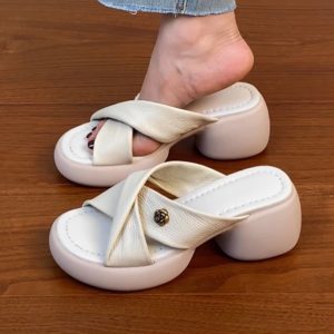 Thick-Soled Cross-Strap High Heels Sandals for Women - Summer 2025 Outdoor Footwear, Trendy Y2K Style
