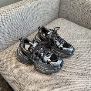 Thick-Soled Dad Shoes for Women - 2025 Spring Casual Outdoor Footwear, Versatile Height-Increasing Sports Sneakers