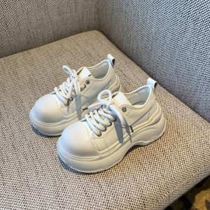 Thick-Soled Lace-Up Casual Sneakers for Women, Height-Increasing White Shoes for Spring 2025, Trendy Outdoor Footwear