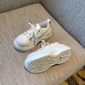 Thick-Soled Lace-Up Casual Sneakers for Women, Height-Increasing White Shoes for Spring 2025, Trendy Outdoor Footwear