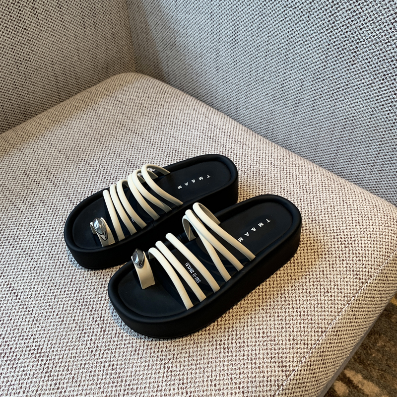 Thick-Soled Open-Toe Platform Sandals for Women - Summer 2025 Casual One-Strap Height-Increasing Slippers