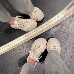 Thick-Soled Sheepskin Lace-Up Vintage White Sneakers for Women - Versatile Sports Casual Shoes, Trendy 90s Style