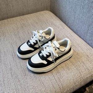 Thick-Soled White Sneakers for Women - 2025 Spring Lace-Up Retro Casual Shoes with Metal Buckle, Versatile Canvas Footwear