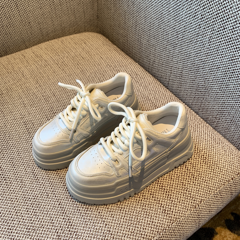 Thick-Soled White Sneakers for Women - Spring 2025 Casual Sports Shoes, Height-Increasing, Slimming, Versatile for Everyday Wear