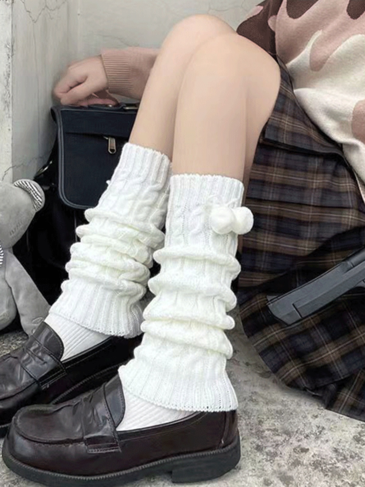 Thickened Warm White Mid-Calf Knitted Leg Warmers for Autumn & Winter - Japanese JK Style Thickened Warm White Mid-Calf Knitted Leg Warmers for Autumn & Winter - Japanese JK Style
