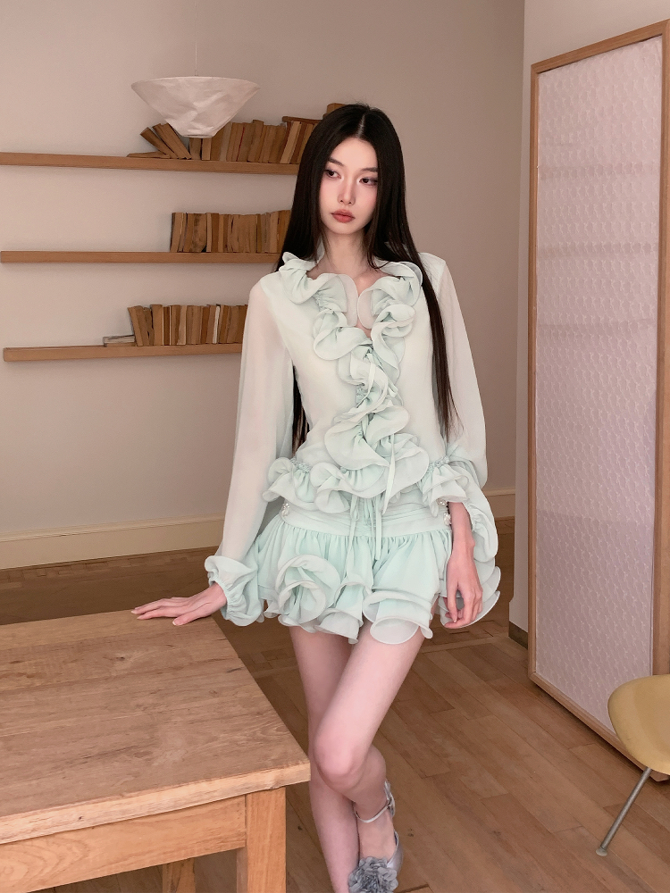 Transparent Chiffon 3D Ruffled Cardigan and Short Skirt Set - Wizard of Oz Inspired Floral Design Transparent Chiffon 3D Ruffled Cardigan and Short Skirt Set - Wizard of Oz Inspired Floral Design