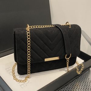 Trendy 2025 Women's Textured Chain Shoulder Crossbody Bag - Retro Small Square Design, Versatile Fashion Accessory