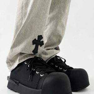 Trendy Black Knight Mickey Sneakers for Men, High Street Shell Toe Shoes, 90s Inspired Couple Fat Bread Sneakers