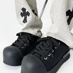 Trendy Black Knight Mickey Sneakers for Men, High Street Shell Toe Shoes, 90s Inspired Couple Fat Bread Sneakers