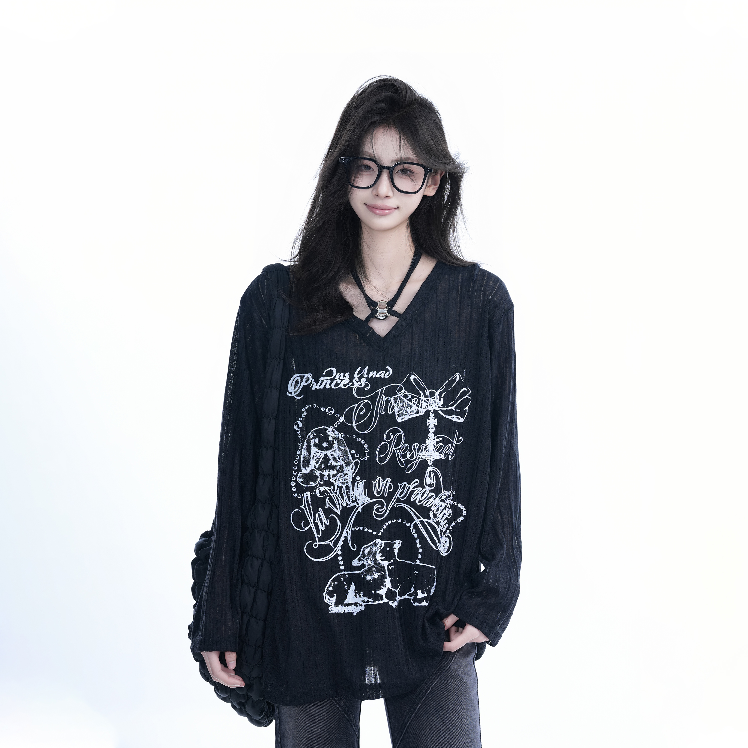 Trendy Black Long Sleeve Graffiti Neck-Covering Sunscreen Shirt for Women - Sweet Cool Spicy Girl Style