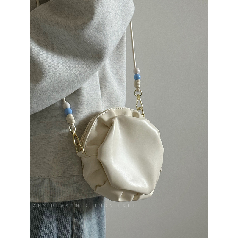 Trendy Cloud-Shaped PU Crossbody Bag for Women, Cute Wrinkled Round Shoulder Bag with Chain Detail, 2024 Fashion Accessory
