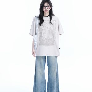 Trendy Indian Spray Print Short-Sleeve T-Shirt for Women, Unique Loose Fit Half-Sleeve Tee, Boho Chic Style