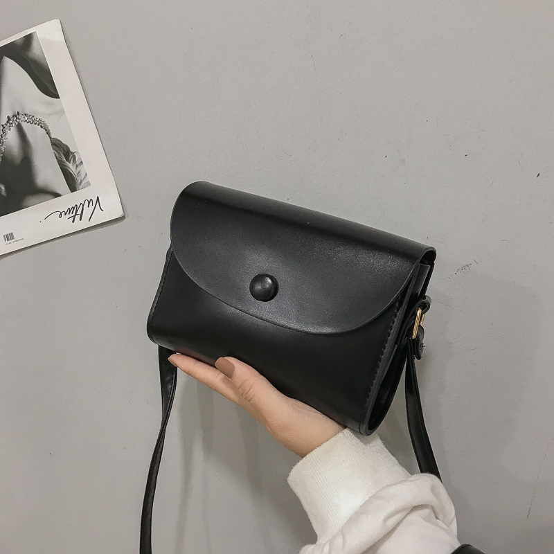 Trendy Korean Mini Shoulder Crossbody Bag for Women, Retro Phone Bag, Versatile Spring/Summer Design, New Model 2025