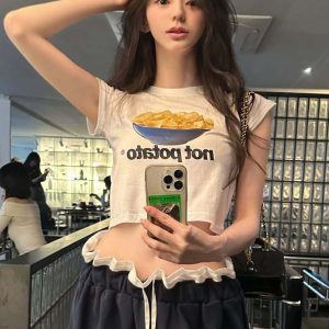 Trendy Korean Style Potato Chip Print Cropped Slim Fit Short Sleeve T-Shirt for Women - Fun and Comfortable Fashion