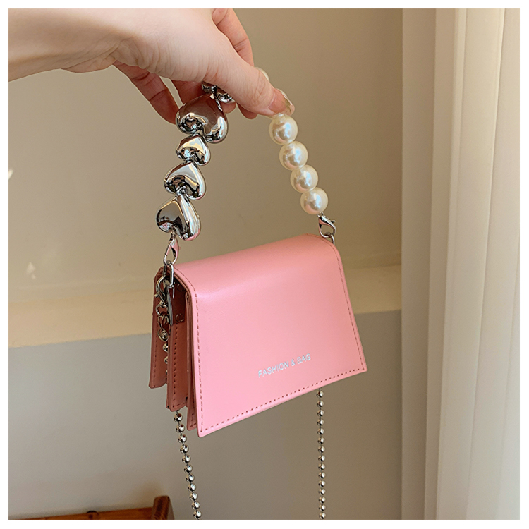 Trendy Mini Pearl Chain Crossbody Bag for Women - Stylish Versatile 2025 Summer Shoulder Small Square Bag Trendy Mini Pearl Chain Crossbody Bag for Women - Stylish Versatile 2025 Summer Shoulder Small Square Bag