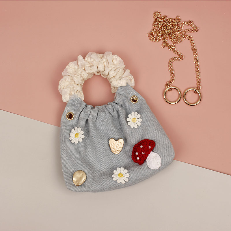 Trendy Mini Pleated Handheld Crossbody Bag for Women - Round Ring Design, Summer 2022 Fashion Accessory