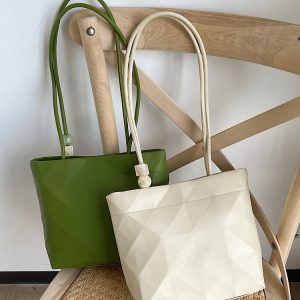 Trendy Minimalist Beaded Tote Bag for Women - Versatile Shoulder and Underarm Bag for Autumn/Winter 2023