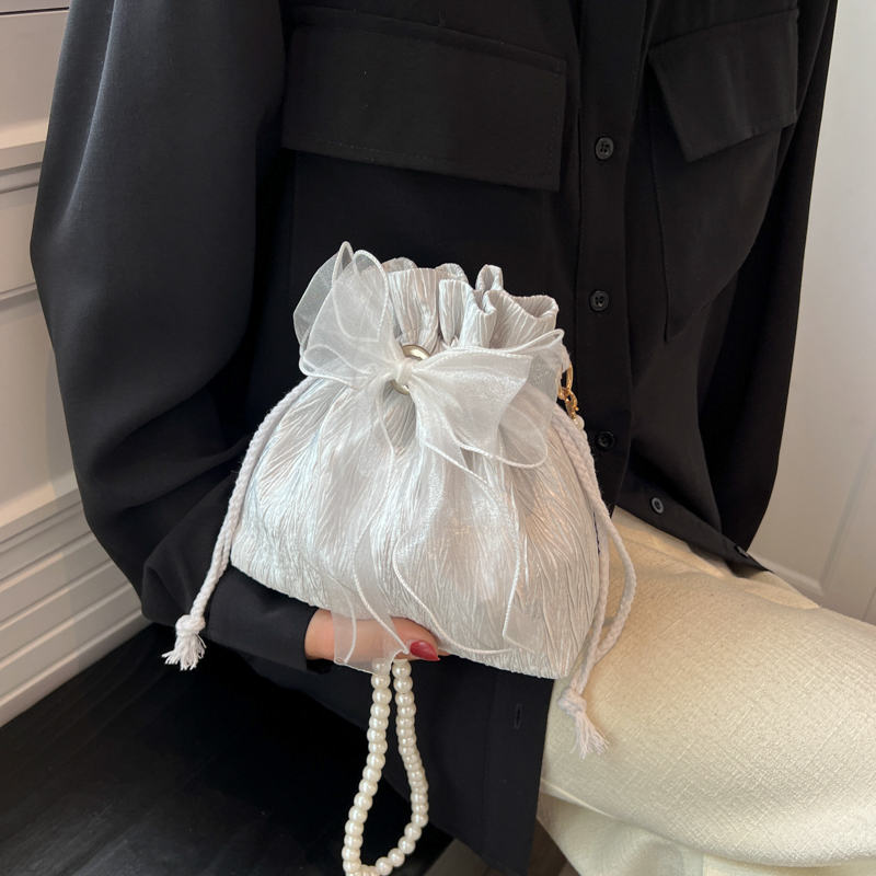 Trendy Pearl Bucket Bag for Women, Summer 2025 Fairy Crossbody Bag, Textured Versatile Niche Style Trendy Pearl Bucket Bag for Women, Summer 2025 Fairy Crossbody Bag, Textured Versatile Niche Style
